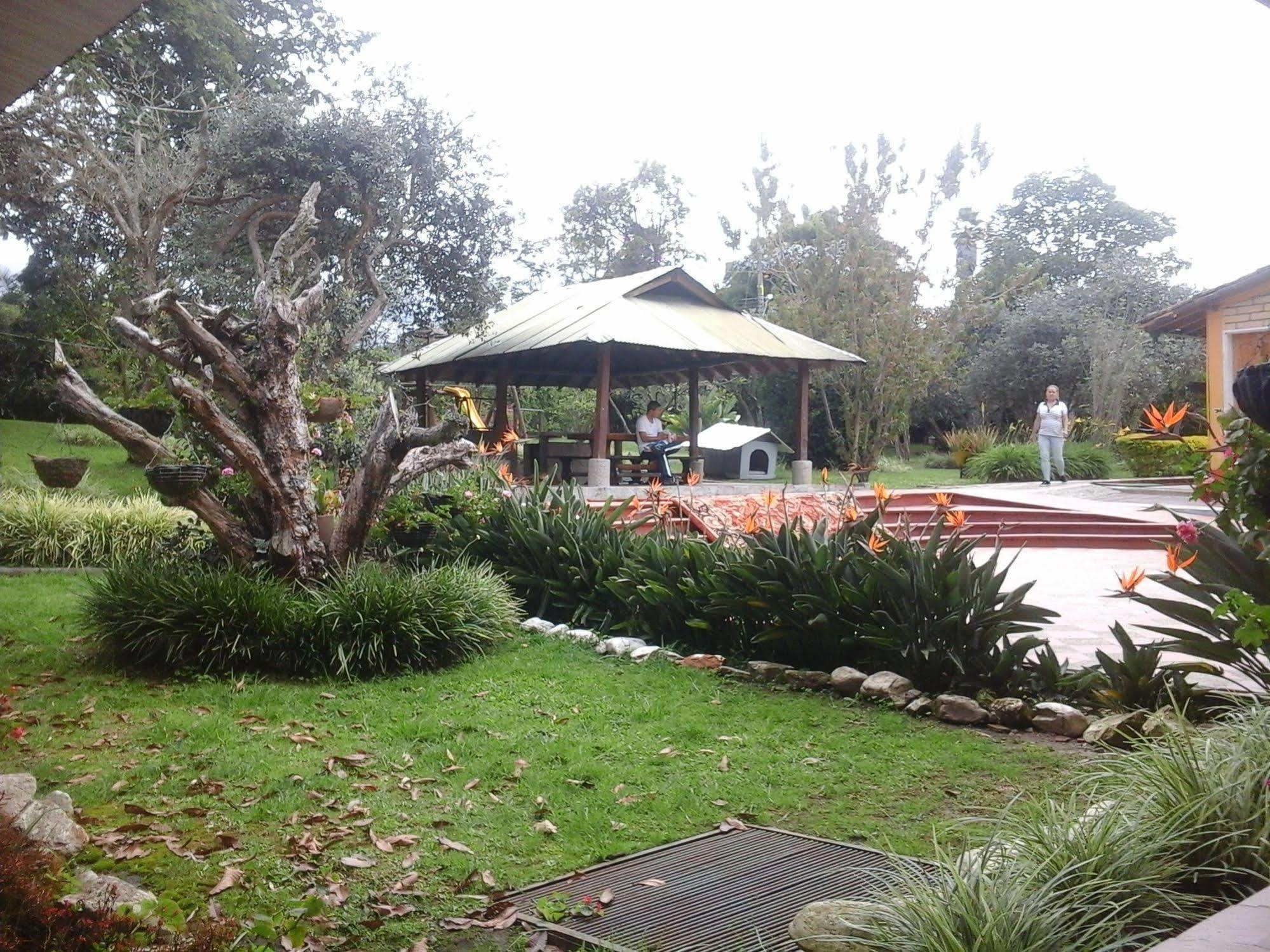 Finca Hotel La Ponderosa Ριονέγρο Εξωτερικό φωτογραφία